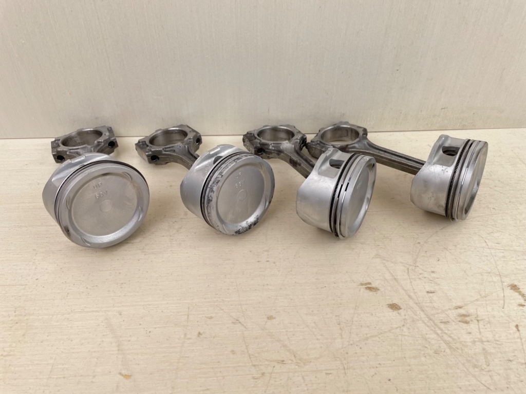 2003 Yamaha 115HP 4 Stroke Outboard Engine Piston Set Assembly 68V-W1164-02-00