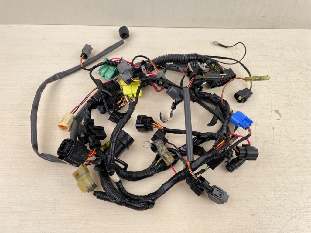 2003 Yamaha 115HP 4 Stroke Engine Wiring Harness 1 & 2 68V-82590-20-00
