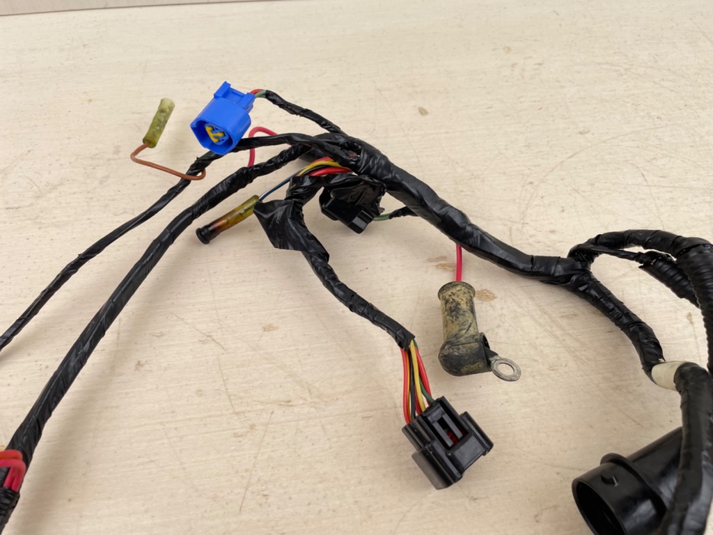 2003 Yamaha 115HP 4 Stroke Engine Wiring Harness 1 & 2 68V-82590-20-00