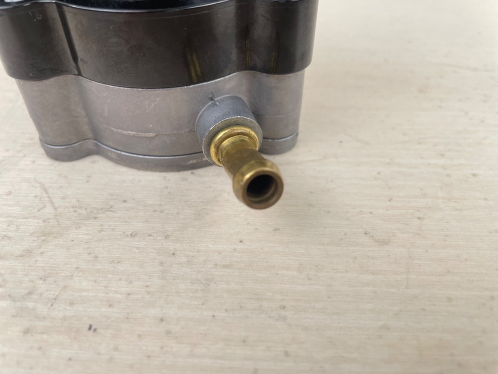 2003 Yamaha 115HP F115 Outboard Engine Fuel Pump Assembly 68V-24410-00-00