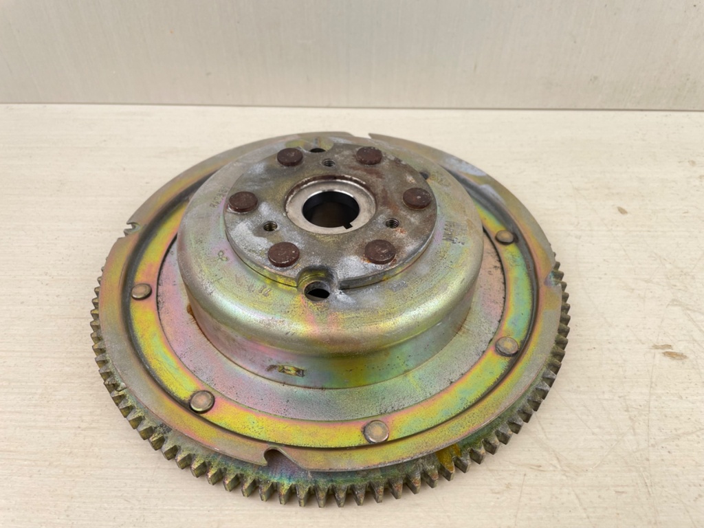 2000-2014 Yamaha 115HP 4 Stroke Outboard Rotor Flywheel 68V-81450-00-00