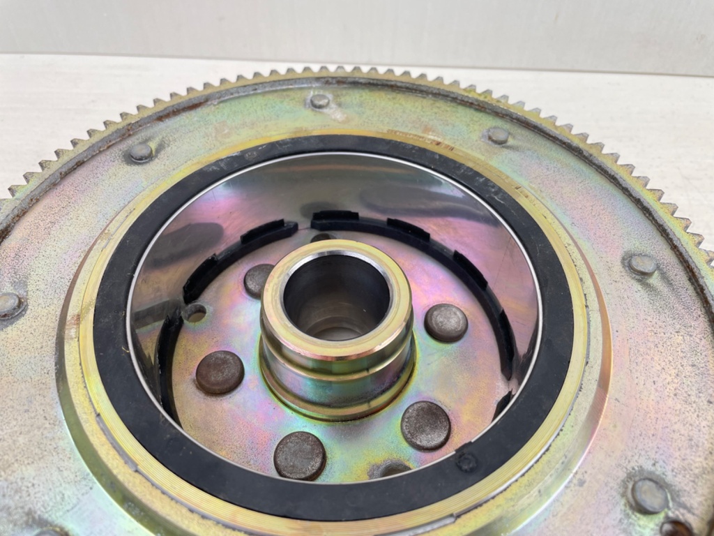 2000-2014 Yamaha 115HP 4 Stroke Outboard Rotor Flywheel 68V-81450-00-00