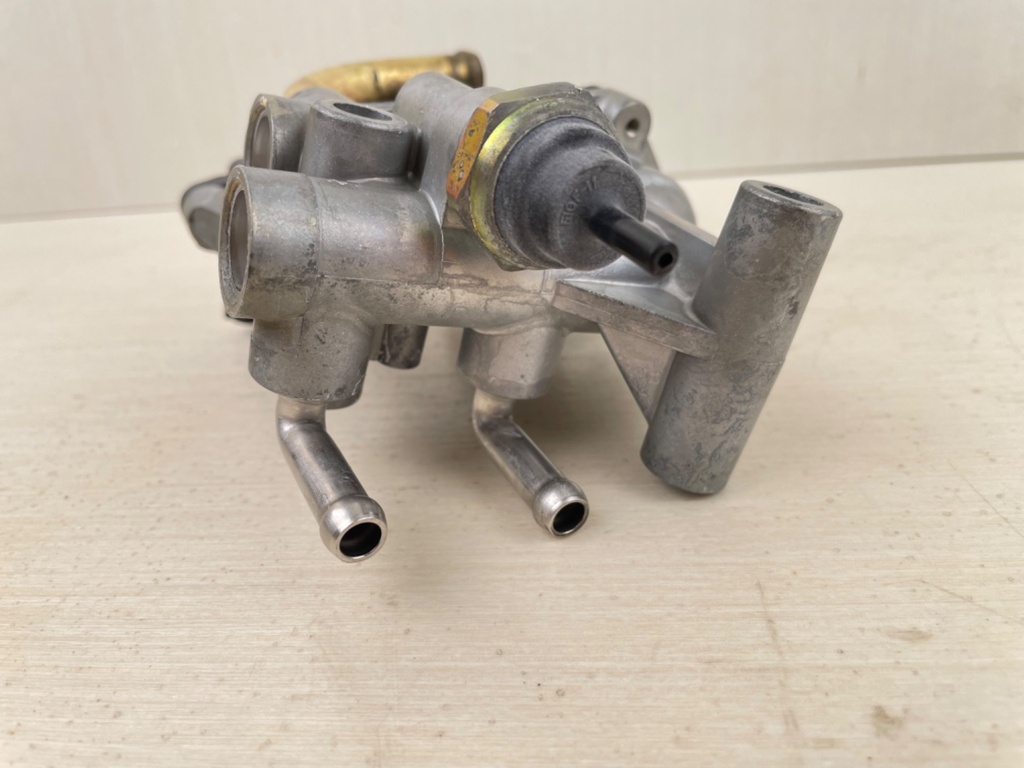 2003 Yamaha 115HP 4 Stroke Outboard Control Valve Assembly 68V-13105-00-00