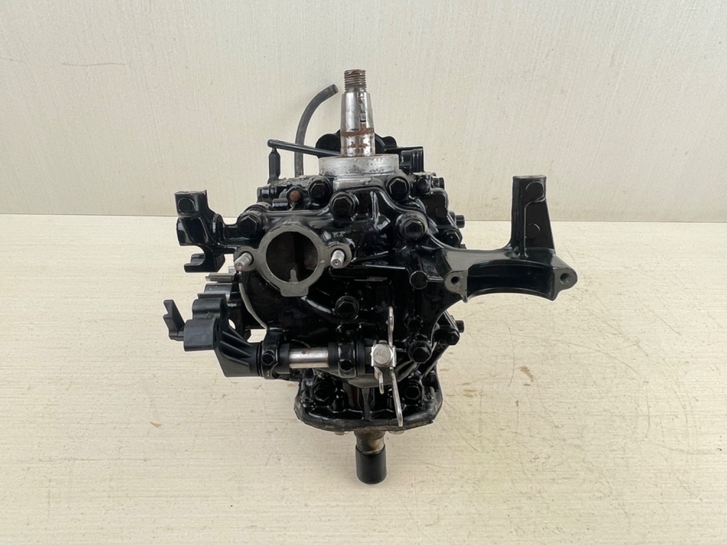 1998 Johnson 9.9 15 HP 2 Stroke Outboard Powerhead Crankcase Assembly