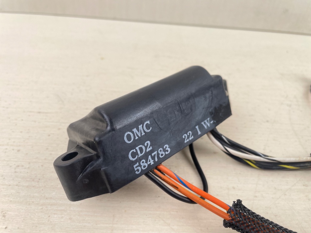 1993-2007 Johnson Evinrude 9.9 15 HP Outboard Powerpack 0586798