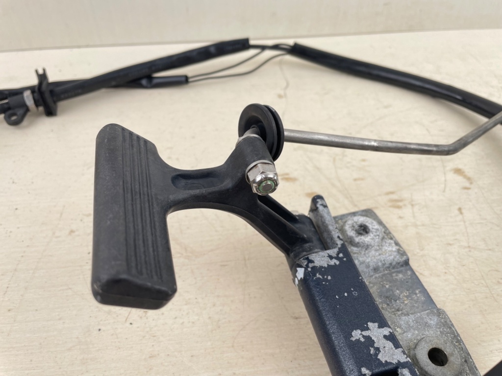 1990 Evinrude Johnson 30HP 2 Stroke Outboard Tiller Handle Setup 0434094