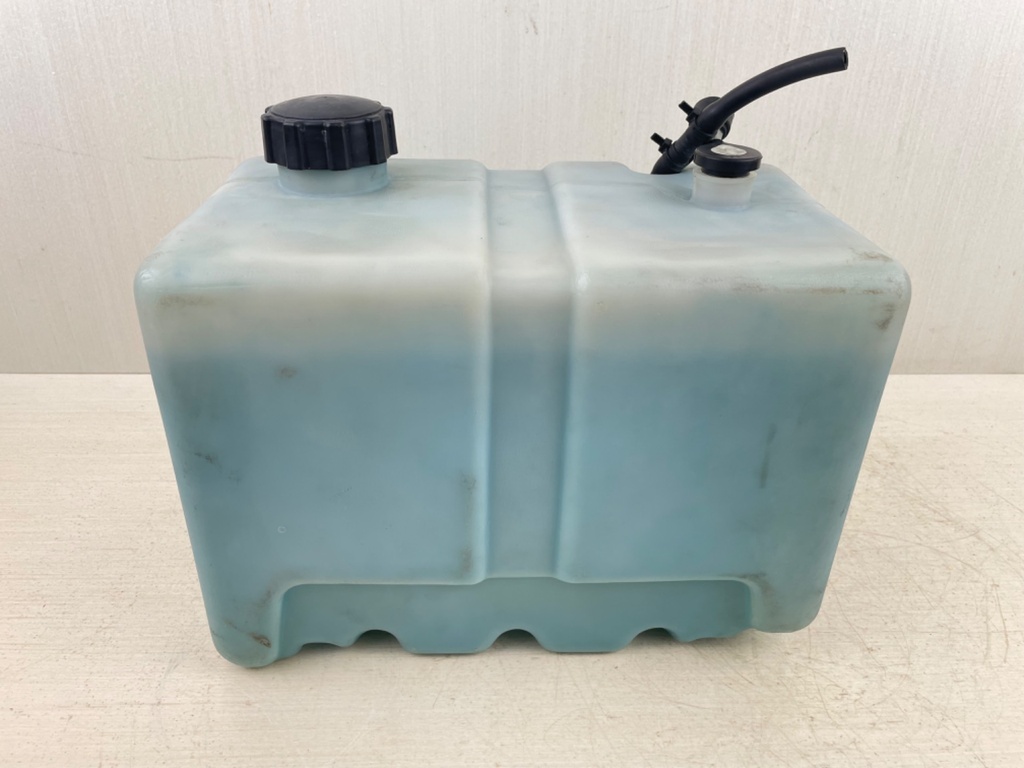 Yamaha Outboard 2 Stroke Remote Sub Oil Tank With Pump & Sensor 10.5L