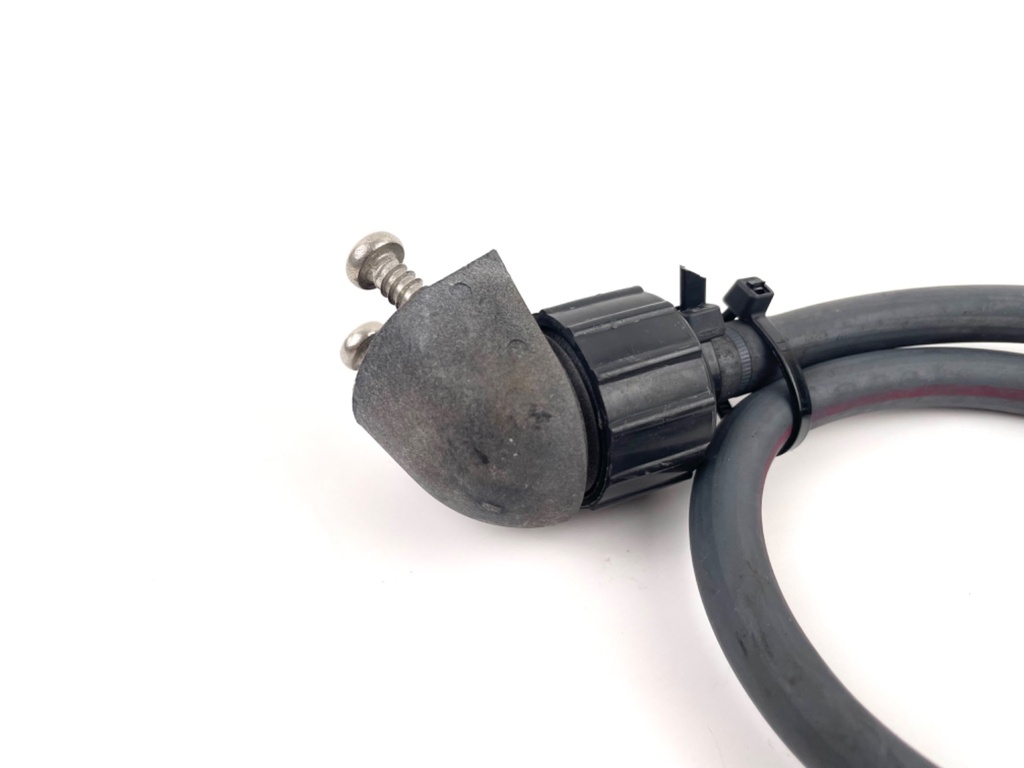 2006 Yamaha 150 HP Fresh Water Flush Port 63P-42541-00-00 OEM