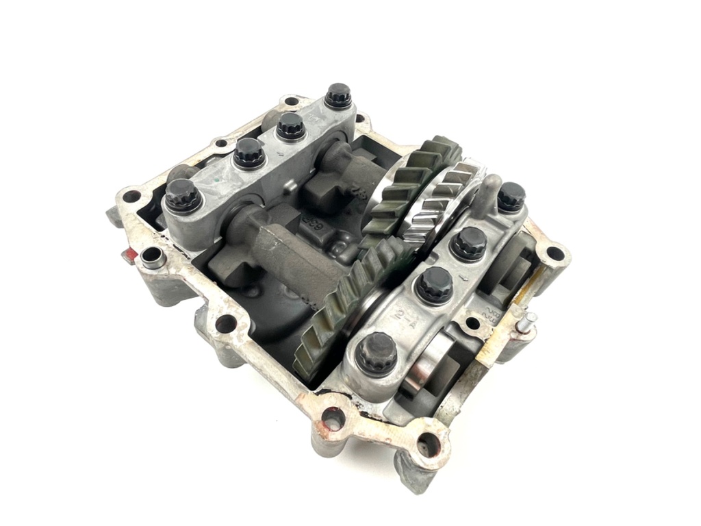 2006 Yamaha 150 HP 4 Stroke Outboard Balancer Assembly 63P-11500-02-00 OEM