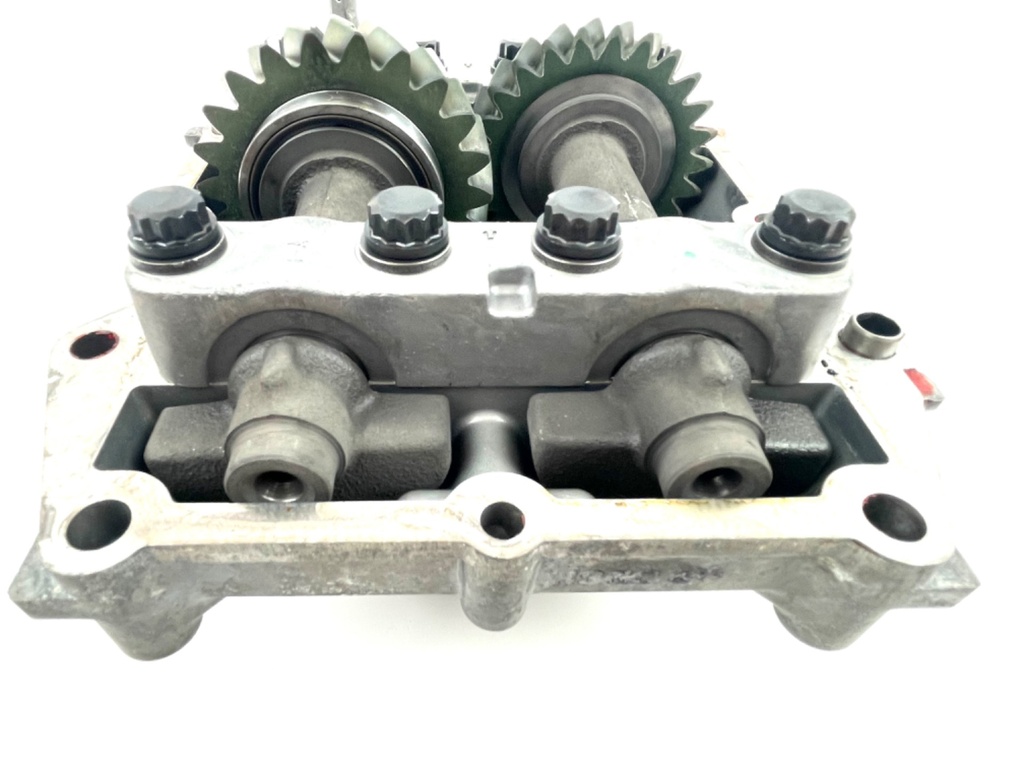 2006 Yamaha 150 HP 4 Stroke Outboard Balancer Assembly 63P-11500-02-00 OEM