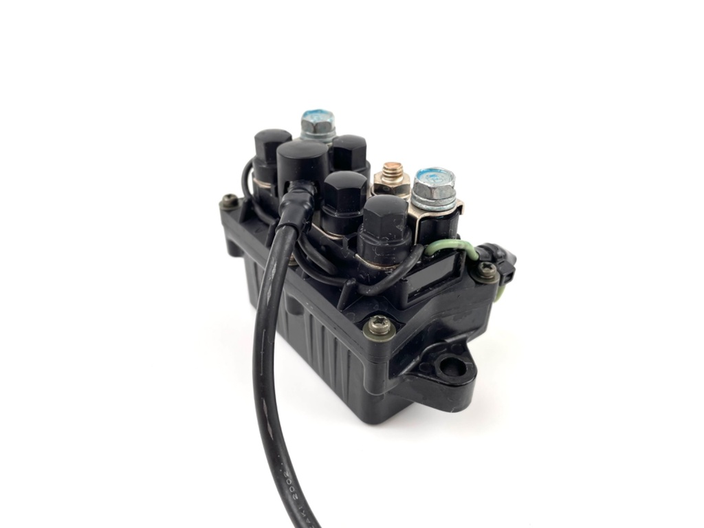 2003 Yamaha 200 HP 2 Stroke Outboard Trim Tilt Relay 68F-81950-01-00 OEM