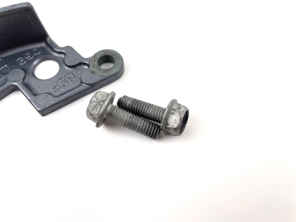 2003 Yamaha 200 HP Cable Cover Plate 68F-42738-00-5B OEM