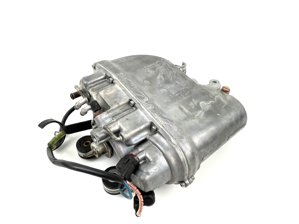 2003 Yamaha 200 HP HPDI 2 Stroke VST Float Chamber Assembly 68F-14182-01-00 OEM