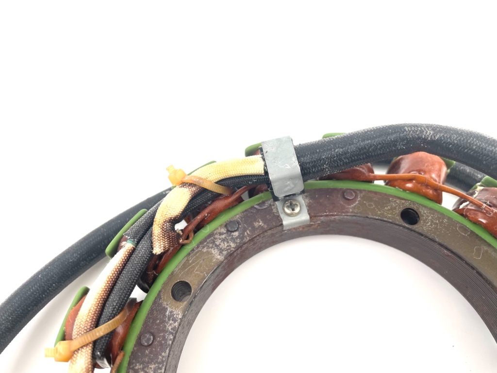 2001 + Yamaha 150 175 200 HP HPDI 2 Stroke Stator Coil Pulser Assembly