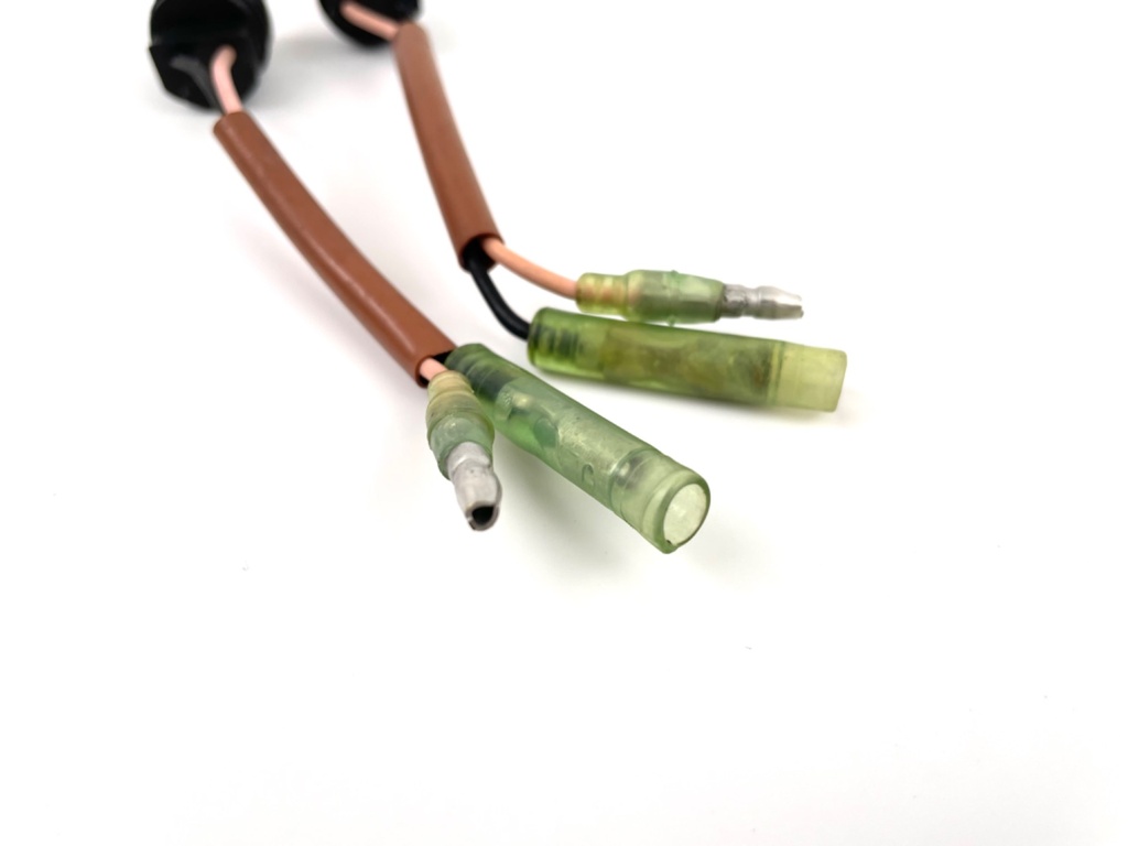 2003 Yamaha 200 HP 2 Stroke Outboard Thermo Switch Assembly 688-82560-10-00 OEM