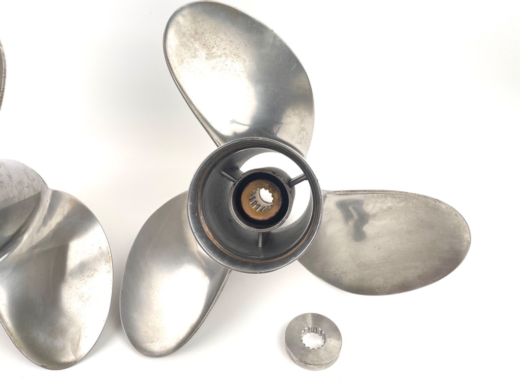 Yamaha 15 1/4" x 19P Stainless Steel Propeller Prop Set Pair 3 Blade