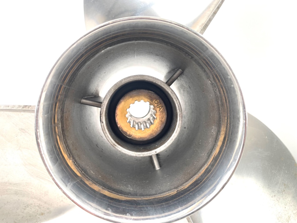 Yamaha 15 1/4" x 19P Stainless Steel Propeller Prop Set Pair 3 Blade