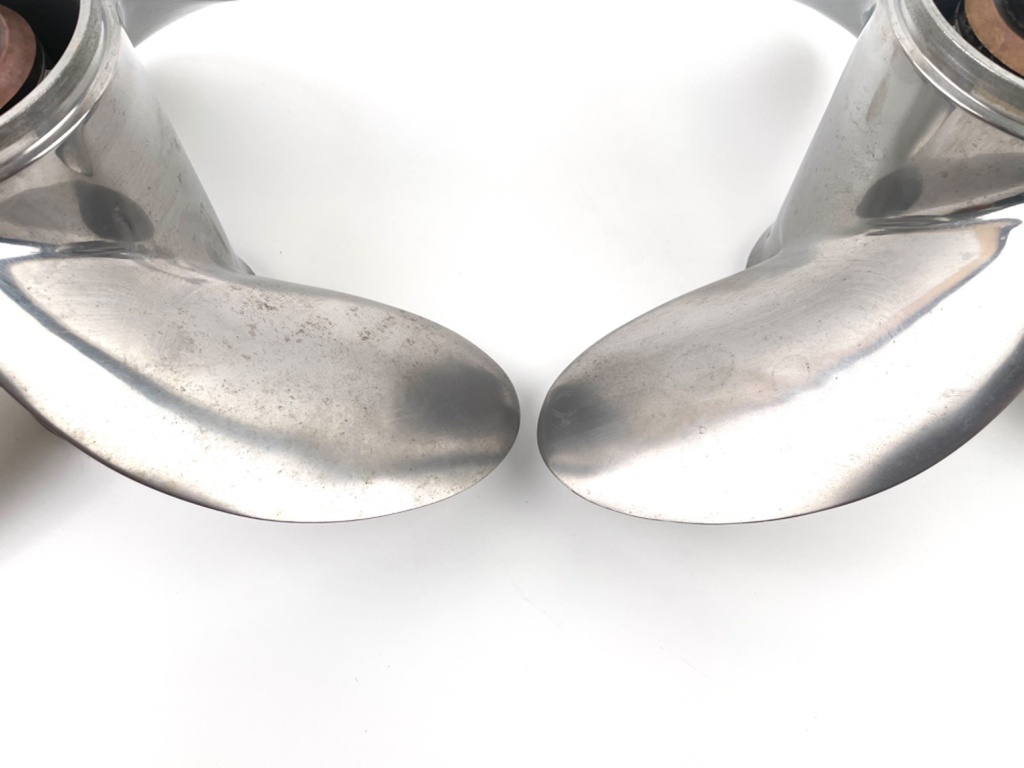 Yamaha 15 1/4" x 19P Stainless Steel Propeller Prop Set Pair 3 Blade