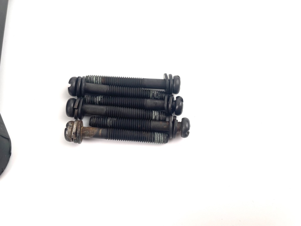 2003 Yamaha 200 HP 2 Stroke HPDI Intake Air Silencer Assembly 67H-14440-00-00 OEM