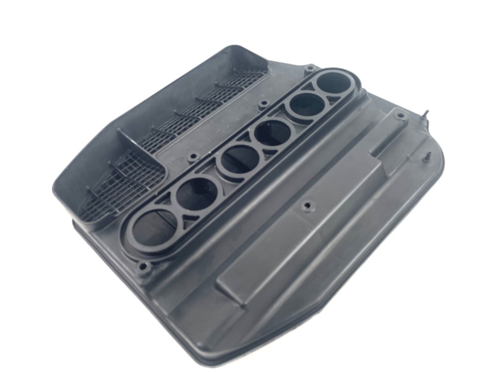 2003 Yamaha 200 HP 2 Stroke HPDI Intake Air Silencer Assembly 67H-14440-00-00 OEM