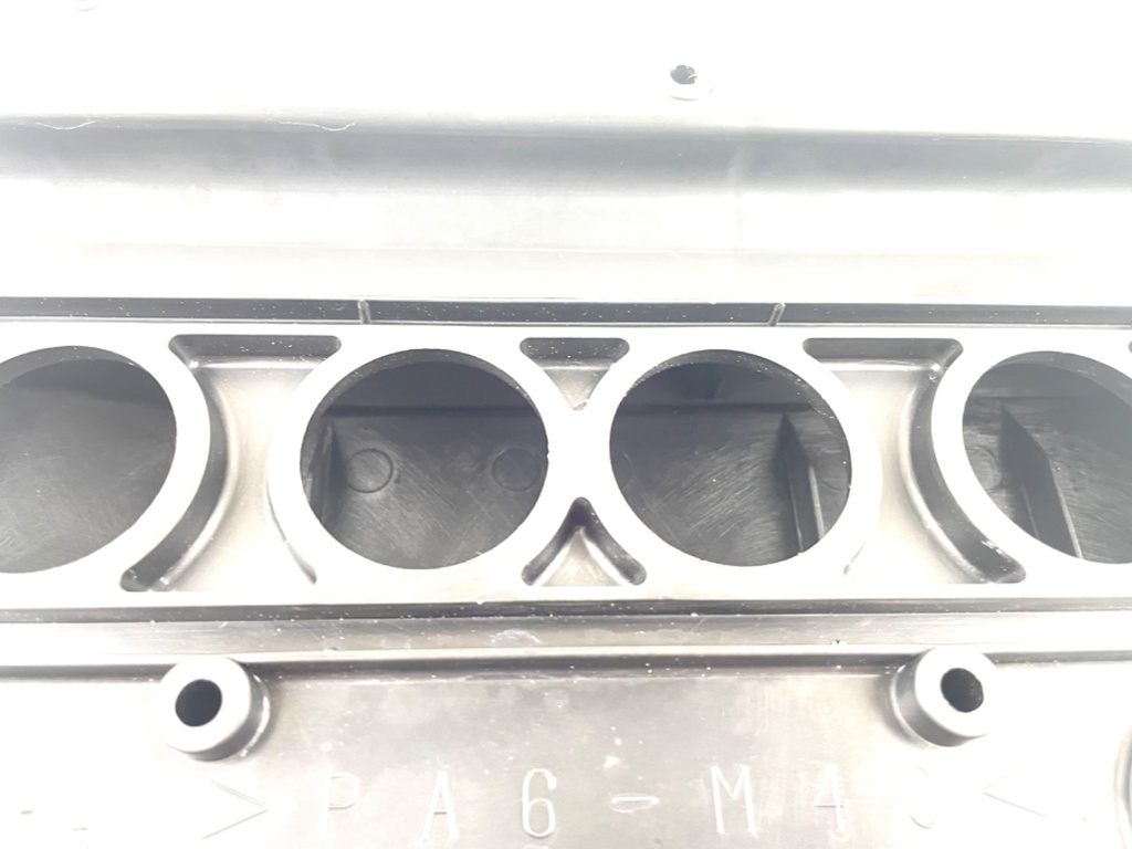 2003 Yamaha 200 HP 2 Stroke HPDI Intake Air Silencer Assembly 67H-14440-00-00 OEM