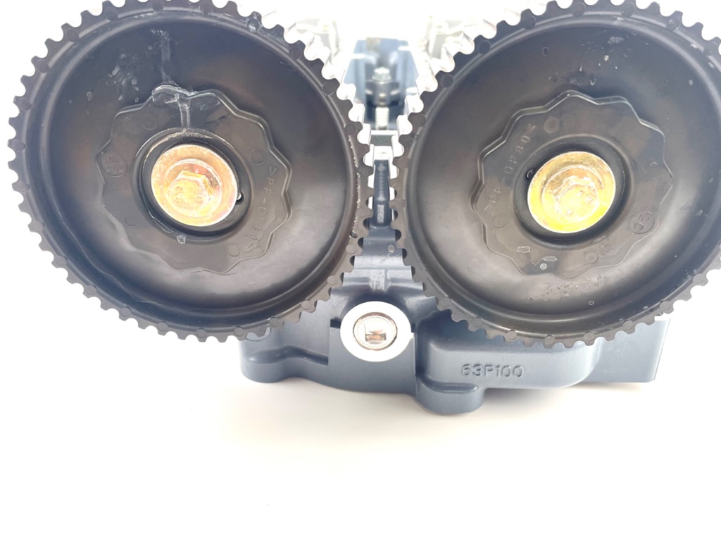 04-07 Yamaha 150HP 4 Stroke Outboard Cylinder Head Complete 63P-W009A-02-9S