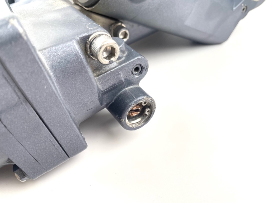 Yamaha 150HP Outboard Engine Power Trim & Tilt Unit Assembly - Tested