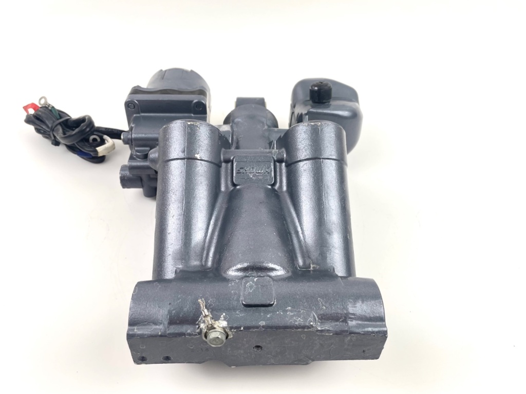 Yamaha 150HP Outboard Engine Power Trim & Tilt Unit Assembly 63P-43800-23-00