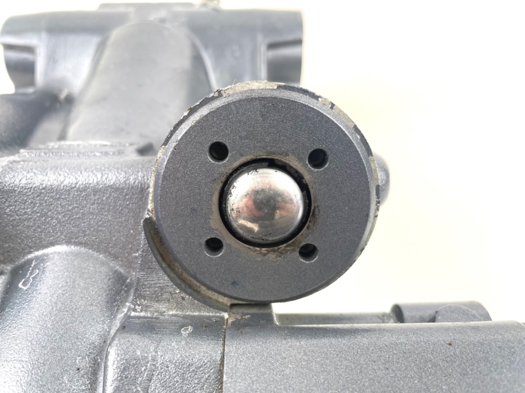 Yamaha 150HP Outboard Engine Power Trim & Tilt Unit Assembly 63P-43800-23-00