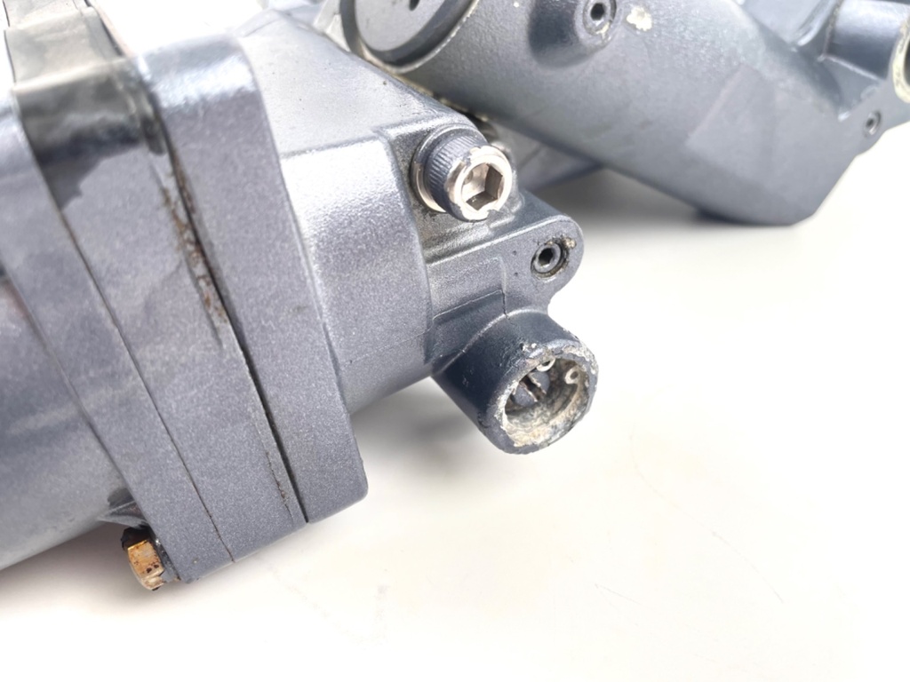 Yamaha 150HP Outboard Engine Power Trim & Tilt Unit Assembly 63P-43800-23-00