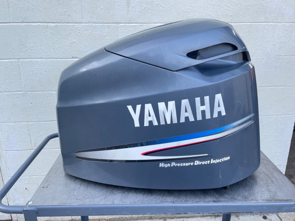 2003 Yamaha 200 HP HPDI Outboard Top Cowling Cover Hood Lid 68F-42610-50-4D
