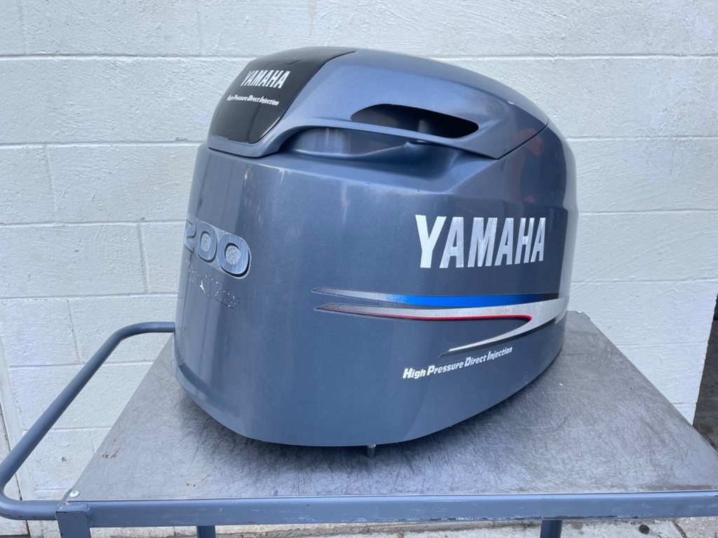 2003 Yamaha 200 HP HPDI Outboard Top Cowling Cover Hood Lid 68F-42610-50-4D