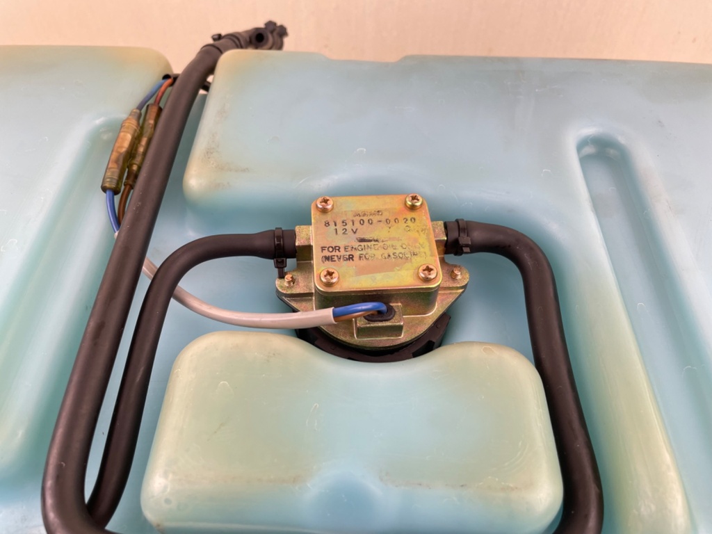 Yamaha Outboard 2 Stroke 5 Gallon Oil Tank Reservoir & Pump 18L 6E5-21733-30-00