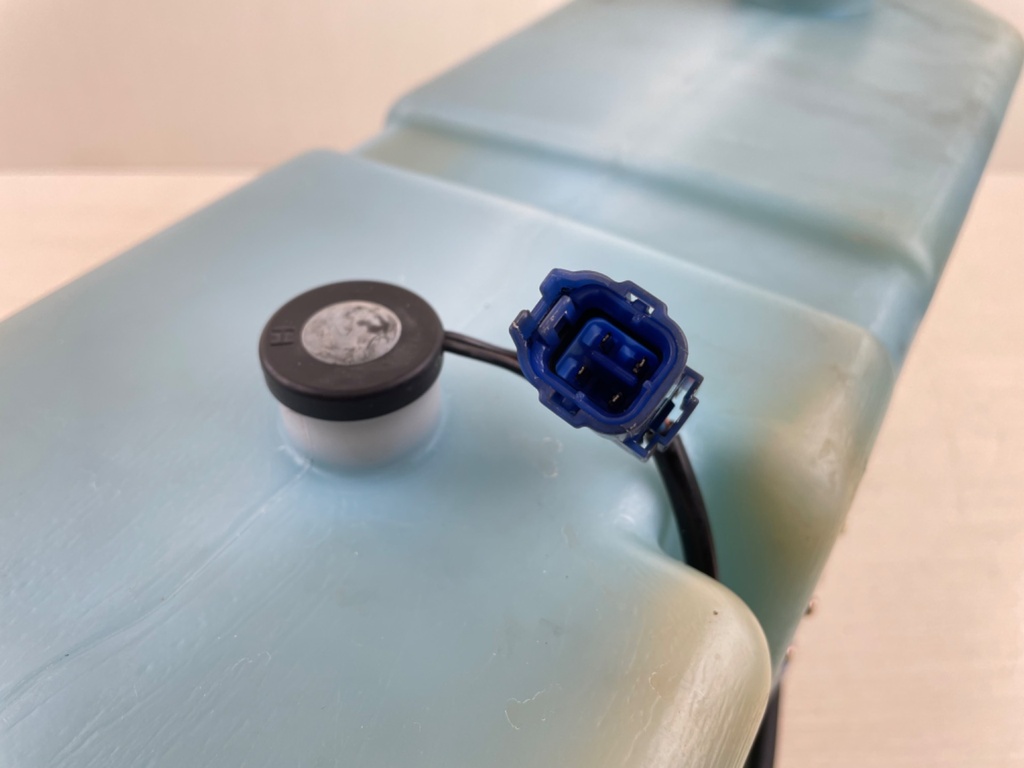 Yamaha Outboard 2 Stroke 5 Gallon Oil Tank Reservoir & Pump 18L 6E5-21733-30-00