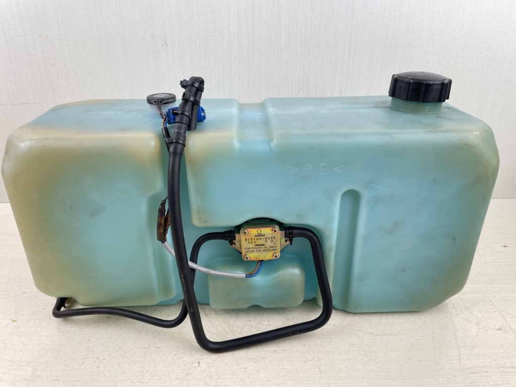 Yamaha Outboard 2 Stroke 18L Tank Reservoir & Pump 6E5-21733-30-00