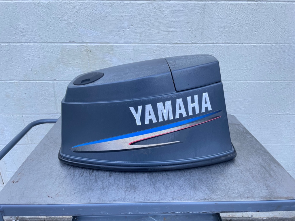 2000-2008 Yamaha 70HP 2 Stroke Outboard Top Cover Cowling Hood