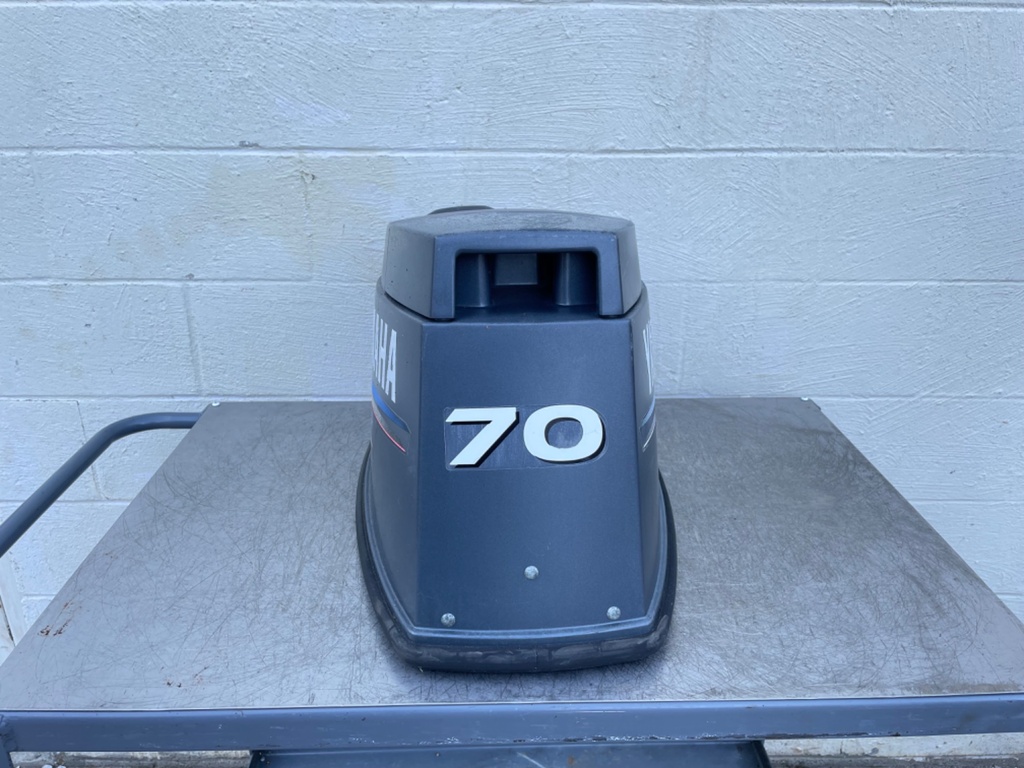 2000-2008 Yamaha 70HP 2 Stroke Outboard Top Cover Cowling Hood
