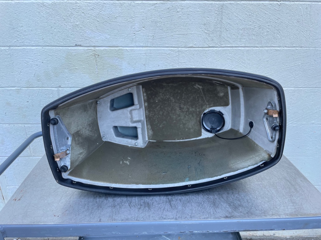 2000-2008 Yamaha 70HP 2 Stroke Outboard Top Cover Cowling Hood