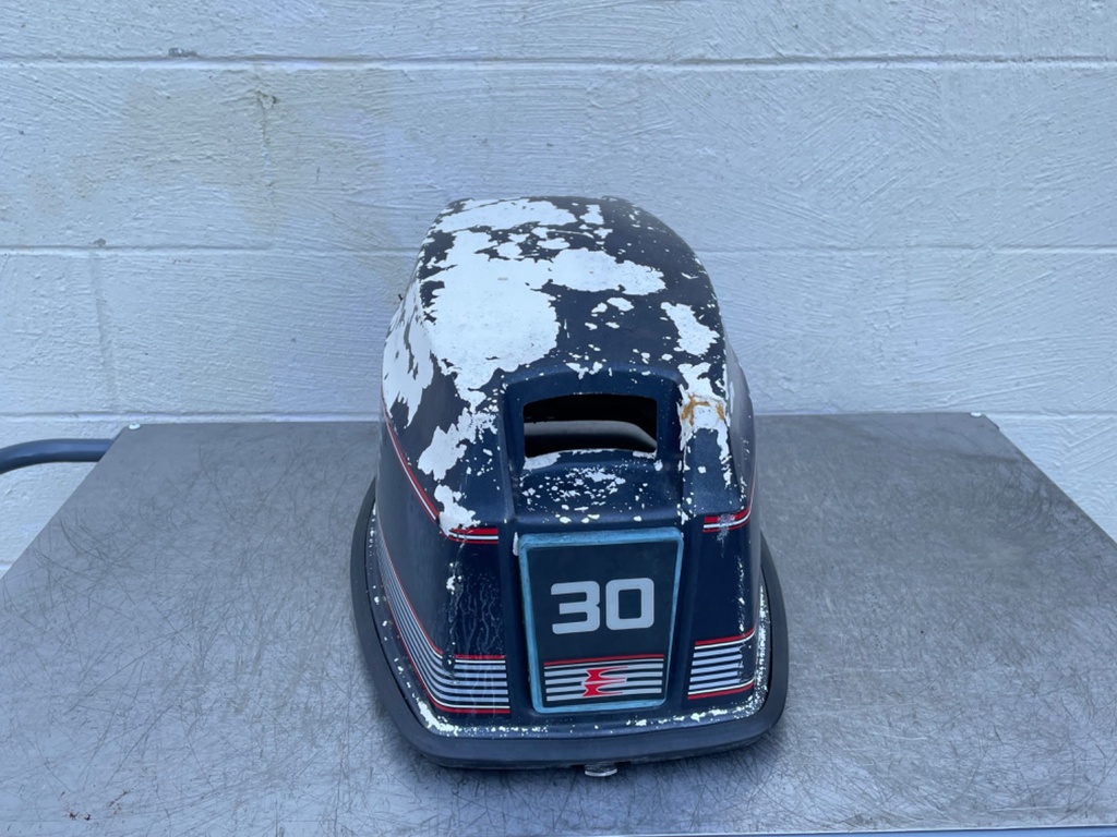 1998 Johnson 9.9HP 2 Stroke Outboard Top Cover Cowling 0438309