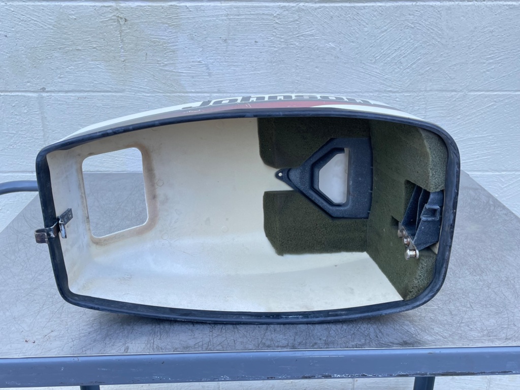 1990 Johnson Evinrude 30 HP 2 Stroke Outboard Top Cover Cowling 0283614