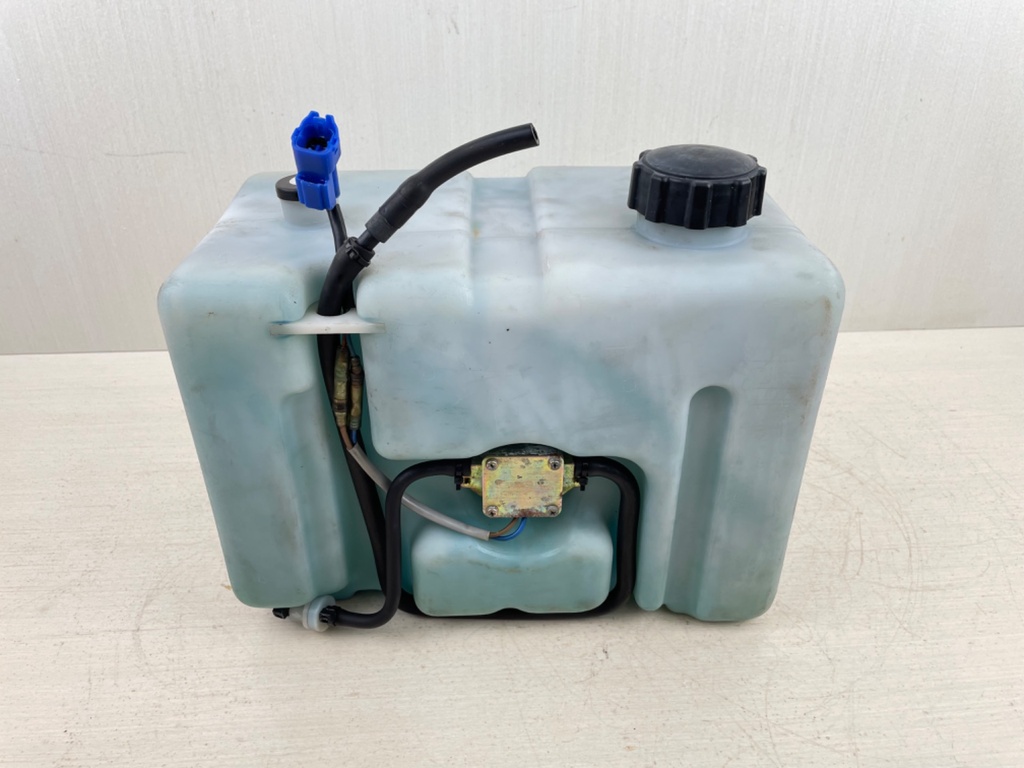 Yamaha Outboard 2 Stroke 10.5L Remote Sub Oil Tank With Pump & Sensor