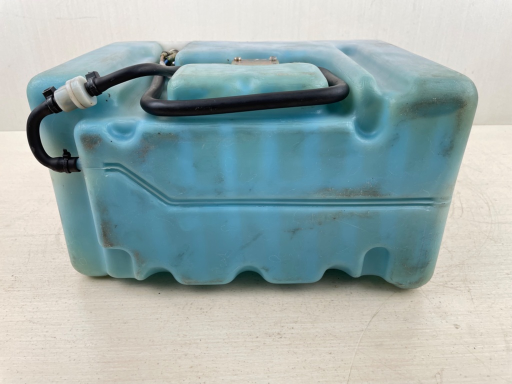 Yamaha Outboard 2 Stroke 10.5L Remote Sub Oil Tank With Pump & Sensor