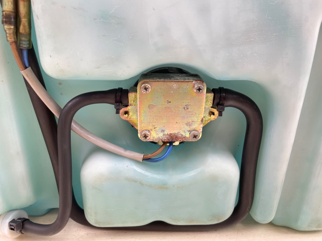 Yamaha Outboard 2 Stroke 10.5L Remote Sub Oil Tank With Pump & Sensor