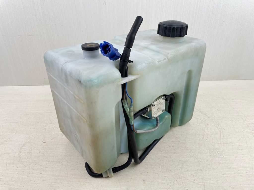 Yamaha Outboard 2 Stroke Remote Sub Oil Tank With Pump & Sensor 10.5L