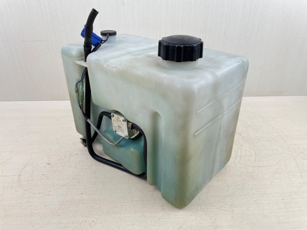 Yamaha Outboard 2 Stroke Remote Sub Oil Tank With Pump & Sensor 10.5L