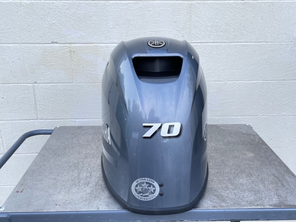 2010+ Yamaha 70HP 4 Stroke Outboard Top Cover Cowling Hood 6CJ-42610-03-00