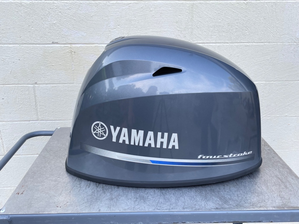 2010+ Yamaha 70HP 4 Stroke Outboard Top Cover Cowling Hood 6CJ-42610-03-00