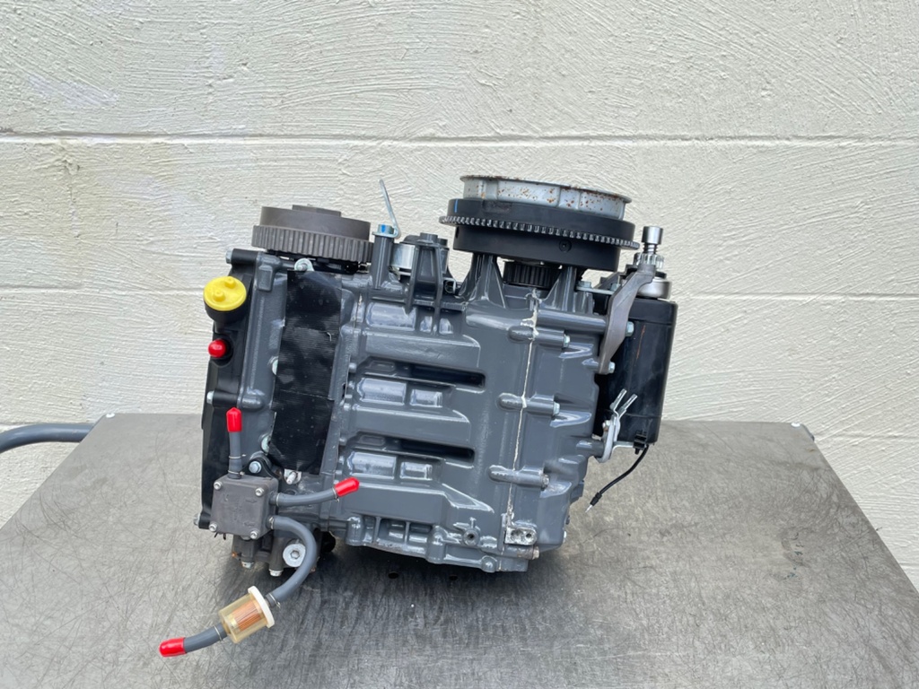 2007 Honda 25HP 4 Stroke Outboard Powerhead Crankcase Assembly 12200-ZW2-416ZA