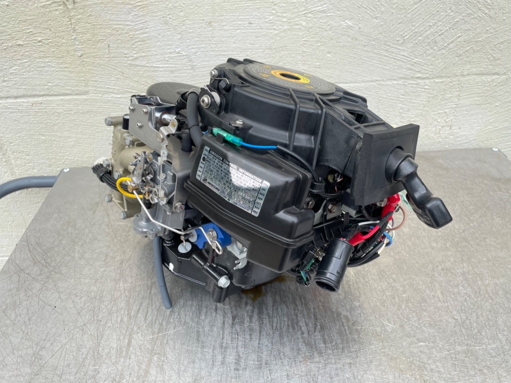 2021 Mercury 9.9 HP 4 Stroke Outboard Pro Kicker Powerhead Like New