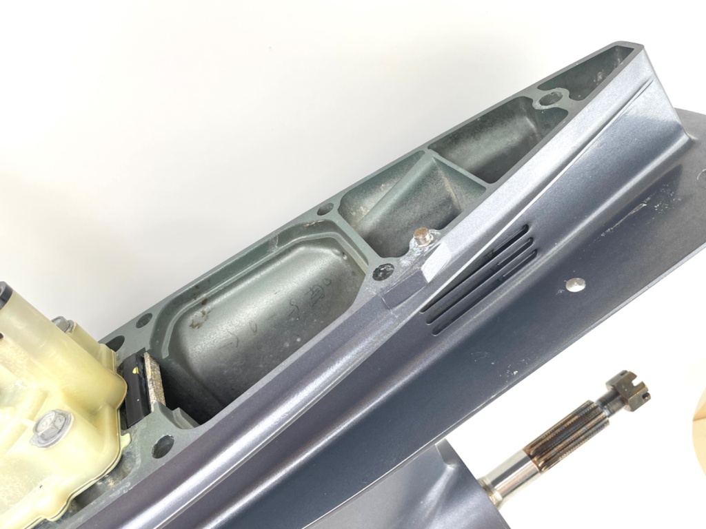 Yamaha 115HP 4 Stroke Outboard 25" Lower Unit Gear Case 68V-45300-32-8D 2000-14